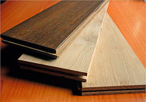деревянное напольное покрытие
