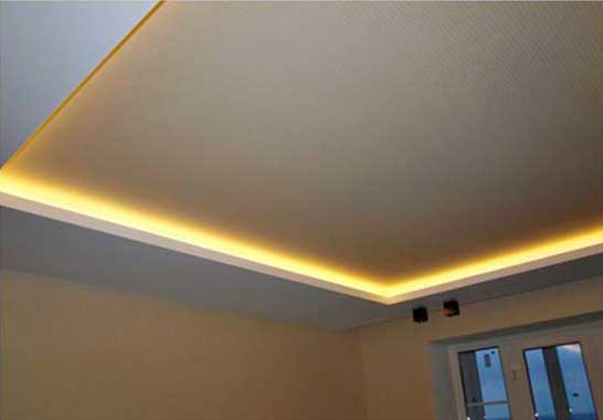 Установка светодиодной ленты на потолок