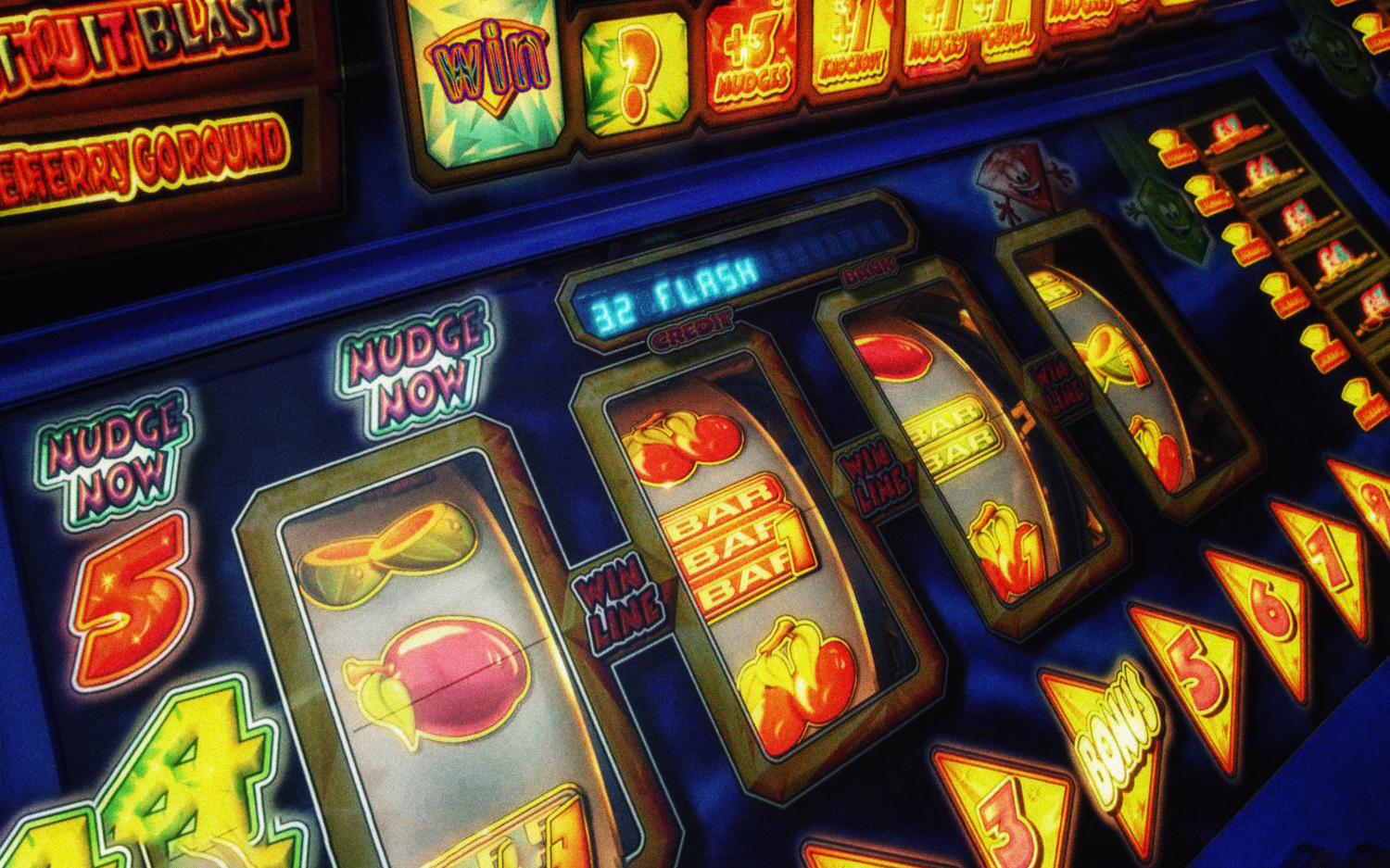 Где можно играть в игровые автоматы на реальные деньги?