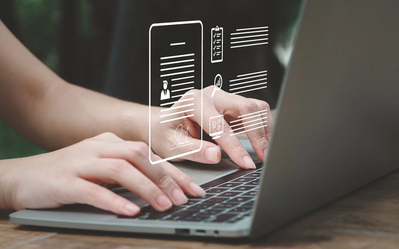 СЗВ-ТД (ЕФС-1, подраздел 1.1) в 2026: заполнение, сроки, коды ОКЗ